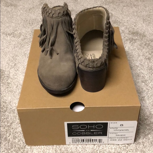 Soho Cobbler taupe fringe mules - size 8 (NWB) - Picture 4 of 4